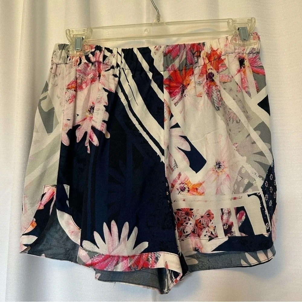 French Connection Women's Samba Avenue Shorts Daisy Floral Print Flowy Size 4